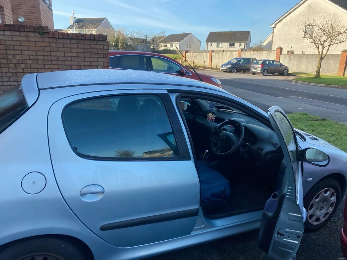 2004 Peugeot 206 - Image 2