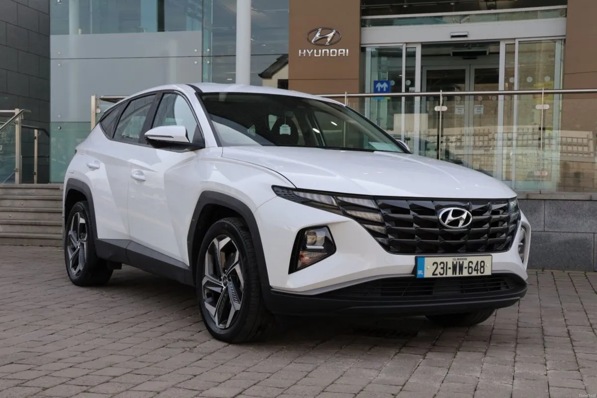 Hyundai Tucson 4WD Comfort Plus PHEV Auto - Image 1