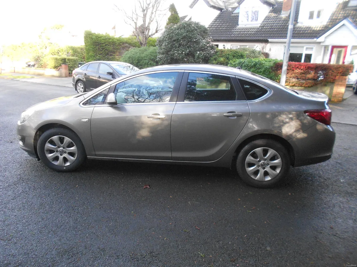 Opel Astra 2018 dsl nct 28 - Image 4