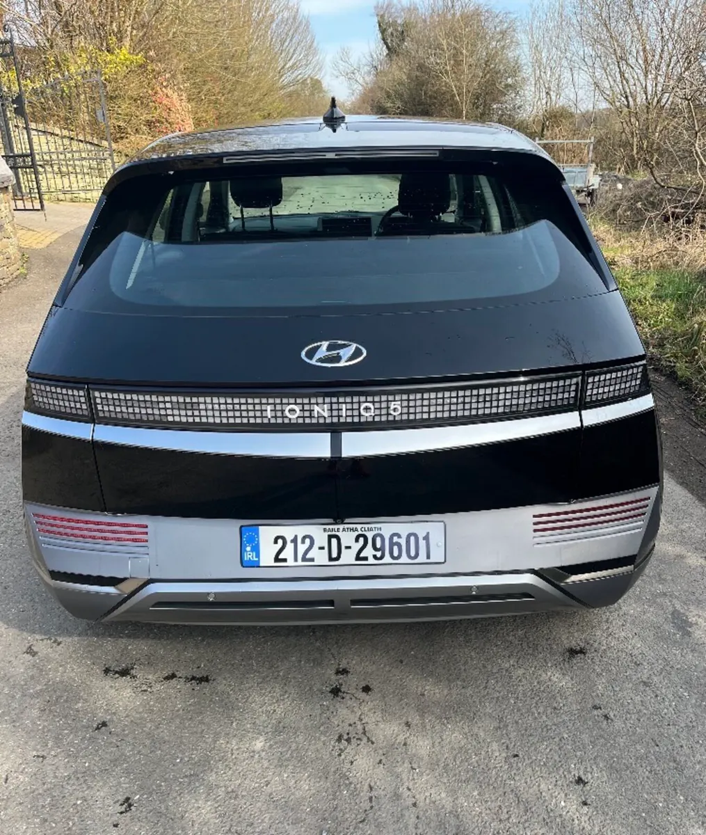 Hyundai Ioniq 5 - Image 2