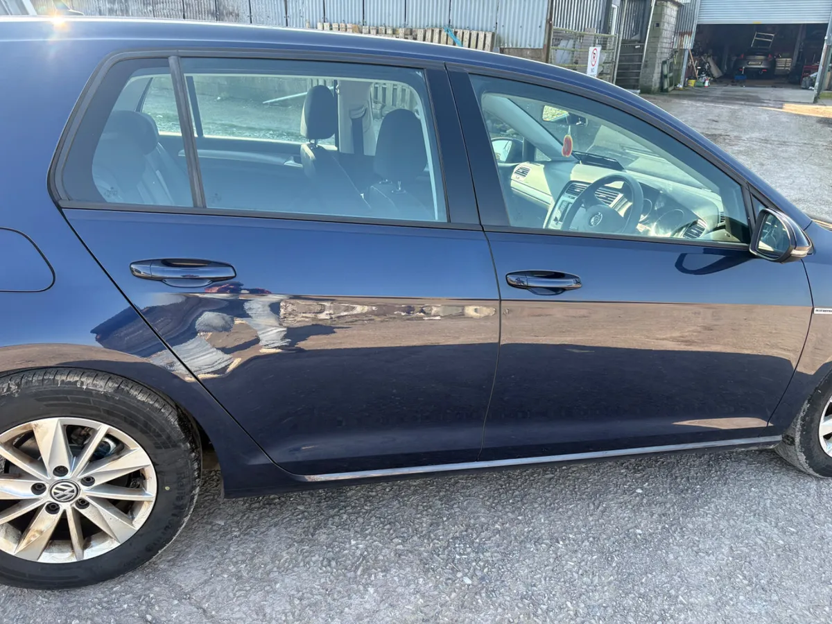 Volkswagen Golf 2016 - Image 2