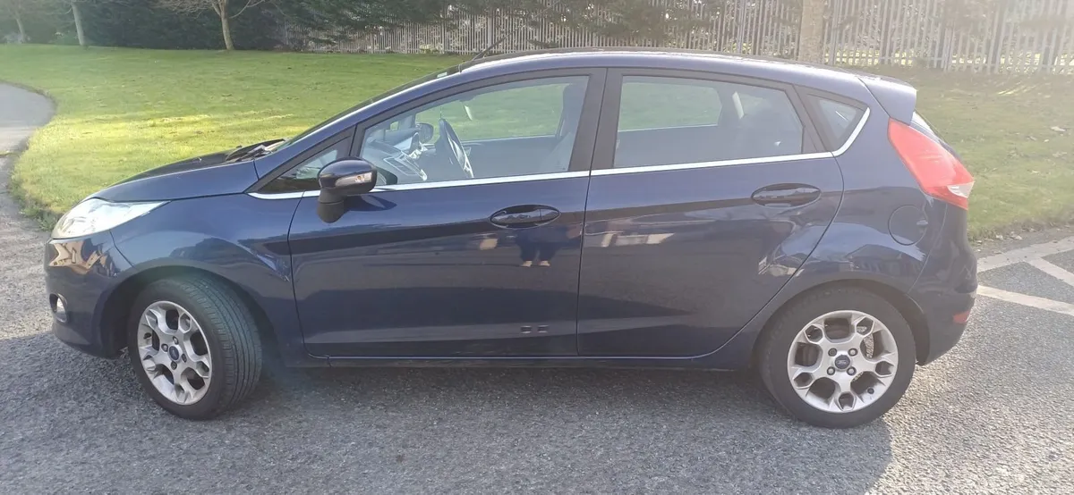 Ford Fiesta 2012 - Image 1