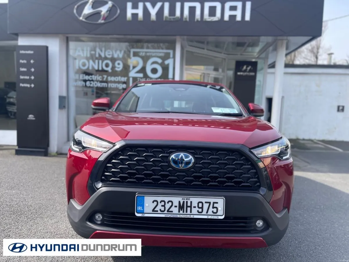 Toyota Corolla Cross Luna 1.8 4DR AUT - Image 2