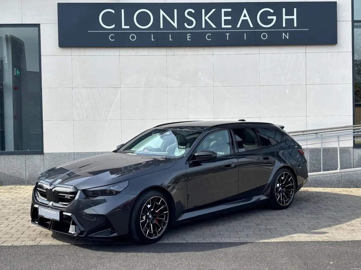 BMW M5 TOURING - Image 3