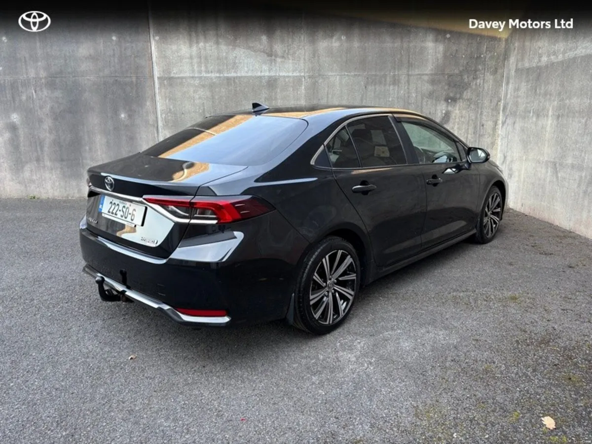 Toyota Corolla HYBRID LUNA SPORT 4DR AUTO - Image 2