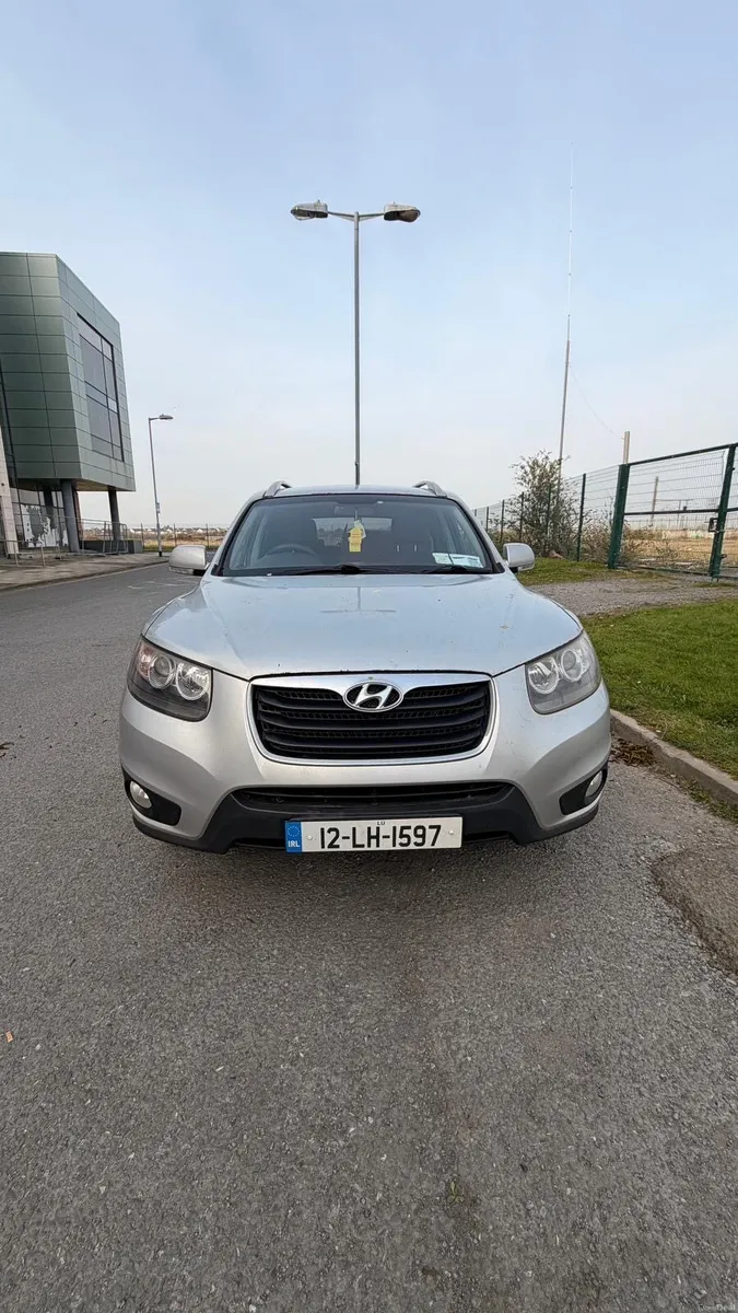 Hyundai Santa Fe 2012 2.2 Diesel - Image 1