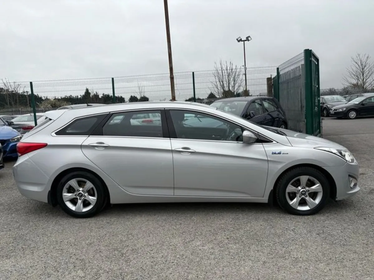 2013 Hyundai I40 Estate 1.7L Diesel NCT 07/2026 - Image 2