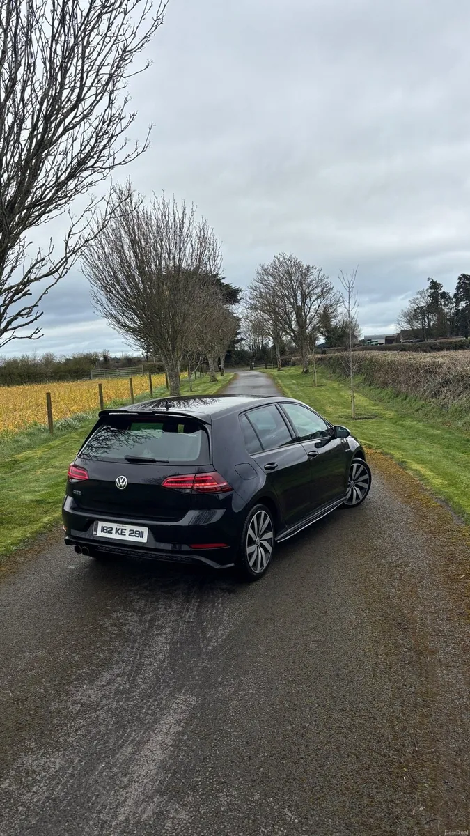 2018 Volkswagen Golf GTE 1.4 - Image 2