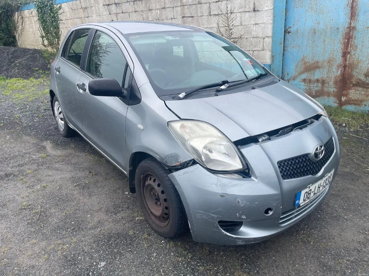 Toyota Yaris 2008 - Image 3