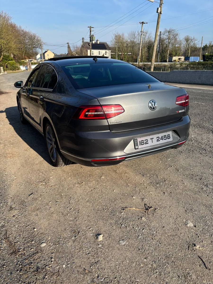 Volkswagen Passat 2016 - Image 3