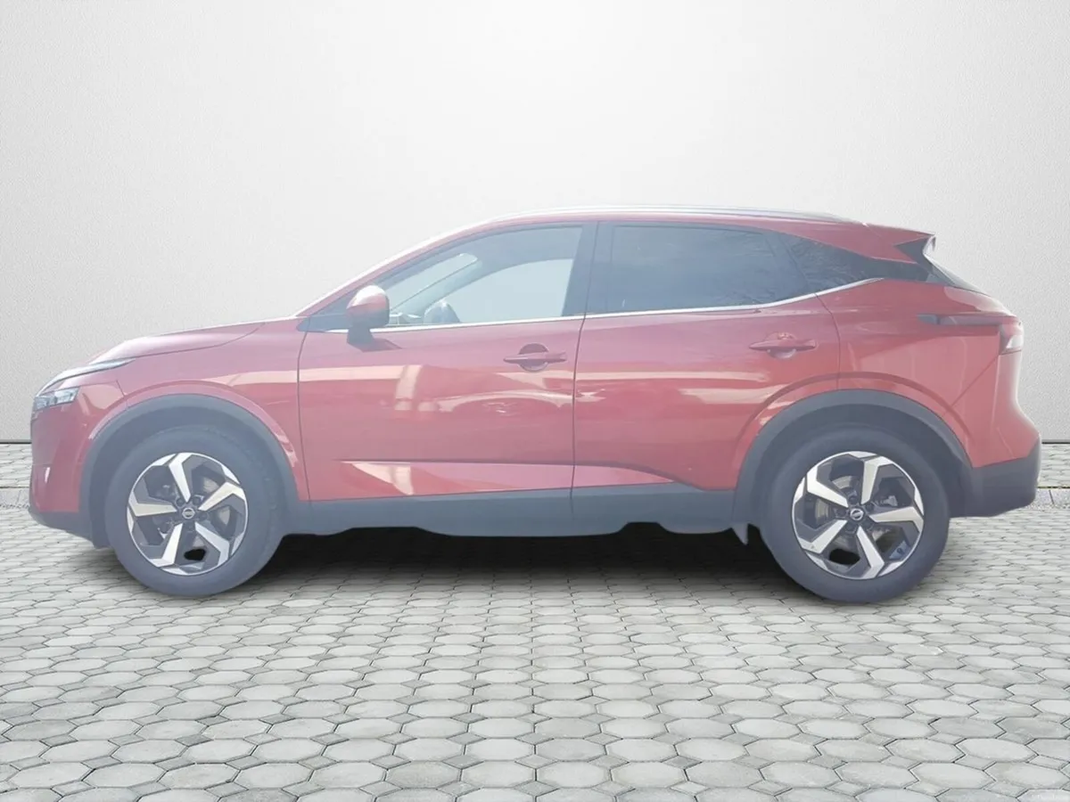 Nissan Qashqai 1.3 PET MILD HYBRID SV PREMIUM **€3 - Image 5