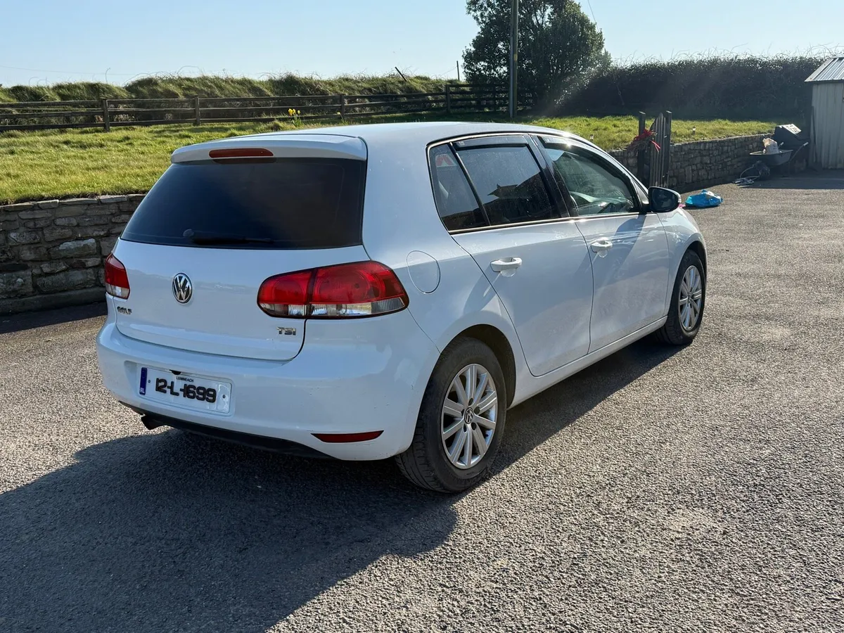 white golf automatic - Image 2