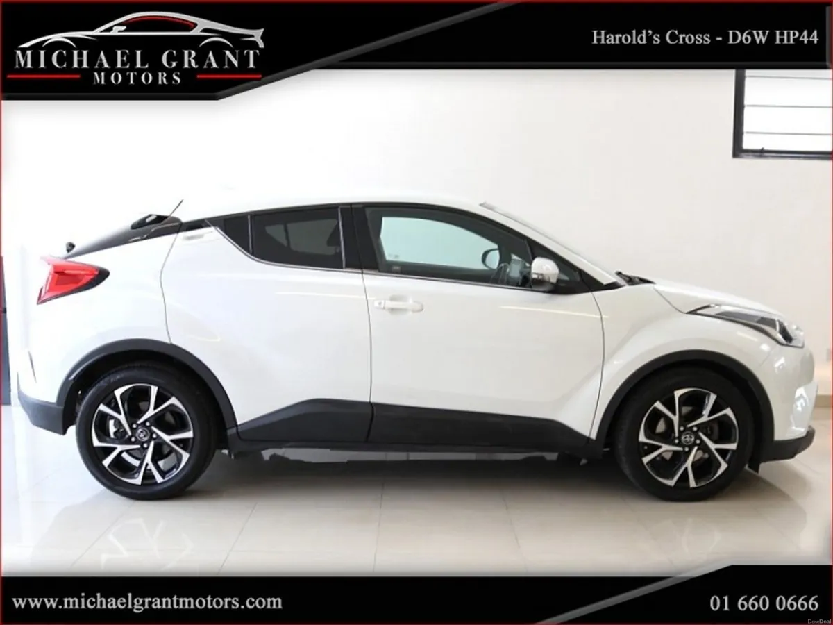 Toyota C-HR HEV 1.8 PETROL HYBRID SPORT ONLY 76KM - Image 4