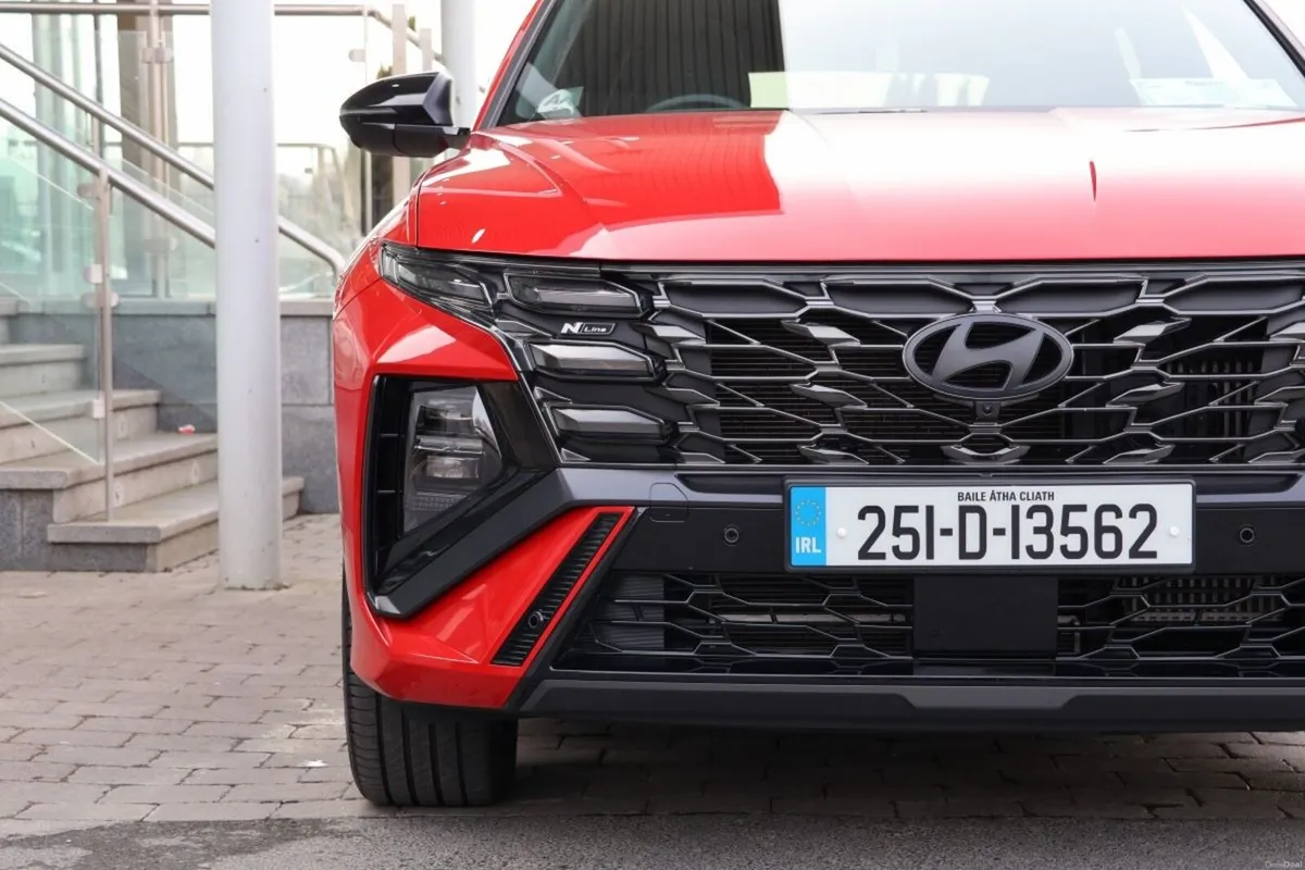 Hyundai Tucson Tucson Platinum N-Line PHEV Auto - Image 4