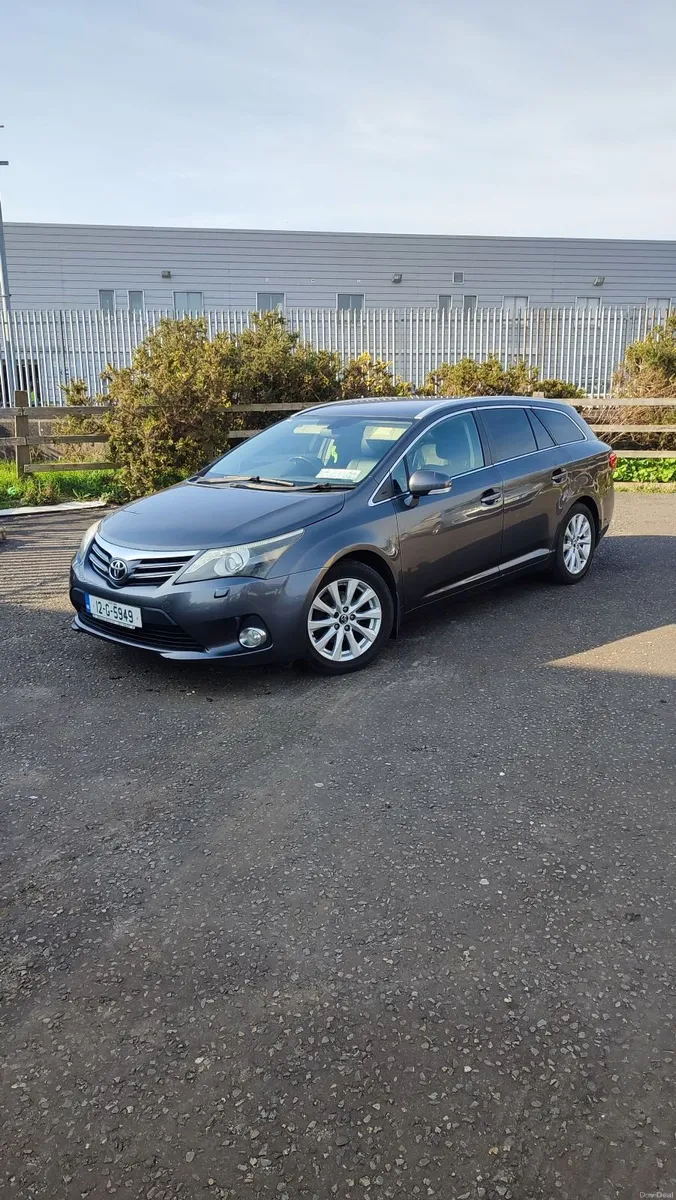 Toyota Avensis  Premium  New NCT - Image 1