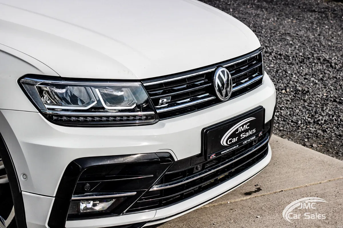 2019 VOLKSWAGEN TIGUAN R-LINE PAN ROOF - Image 5