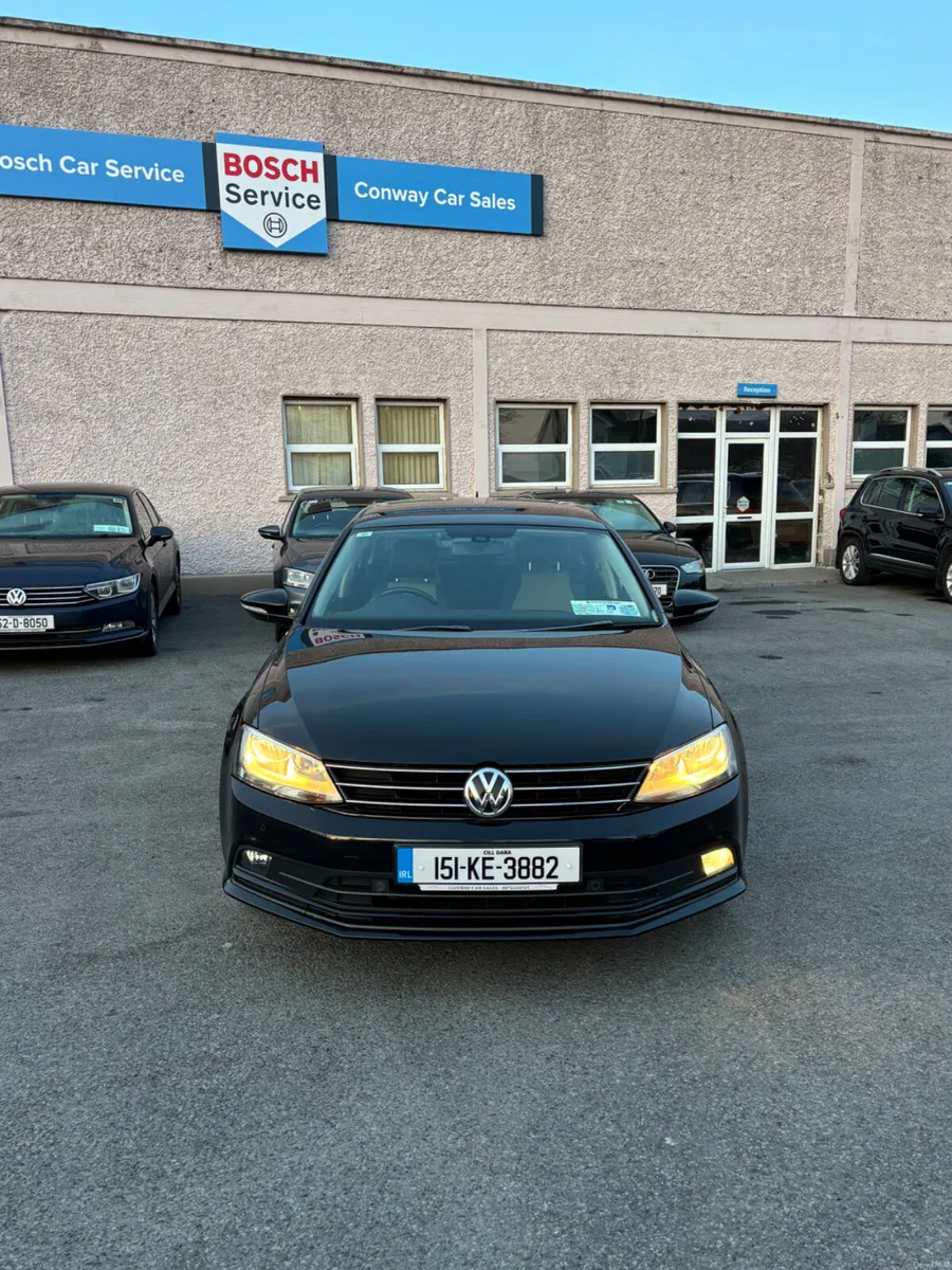 2015 Volkswagen Jetta 2.0 TDI Highline - Image 2