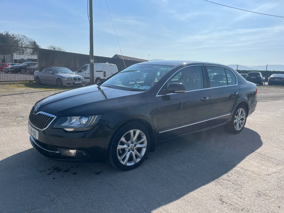 Skoda Superb 2014 - Image 3
