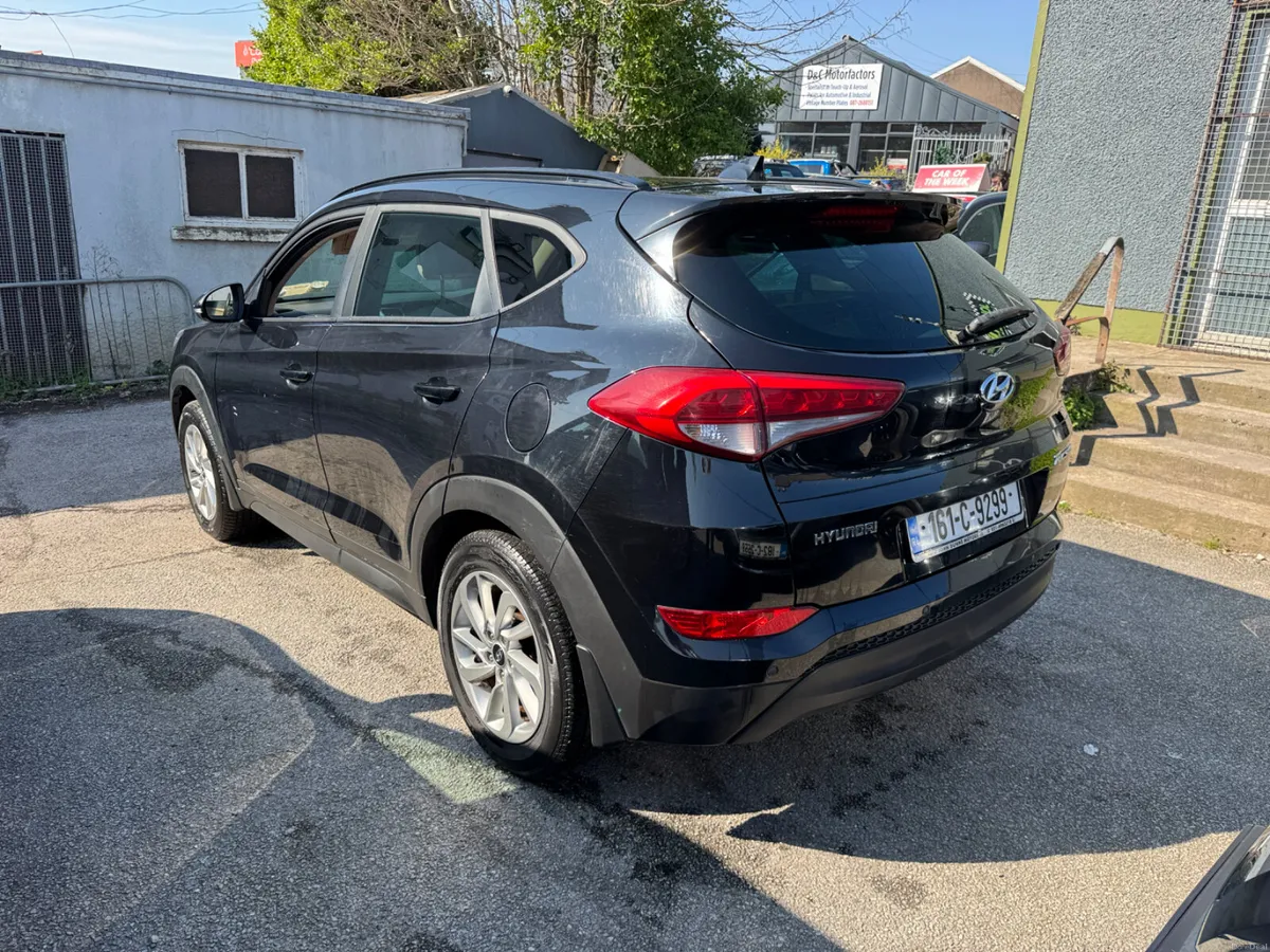 Hyundai Tucson Premium high spec - Image 4