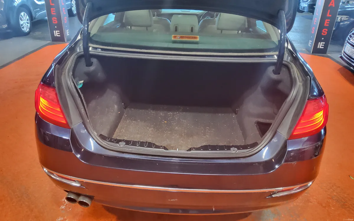 BMW 5-Series 2015 - Image 4