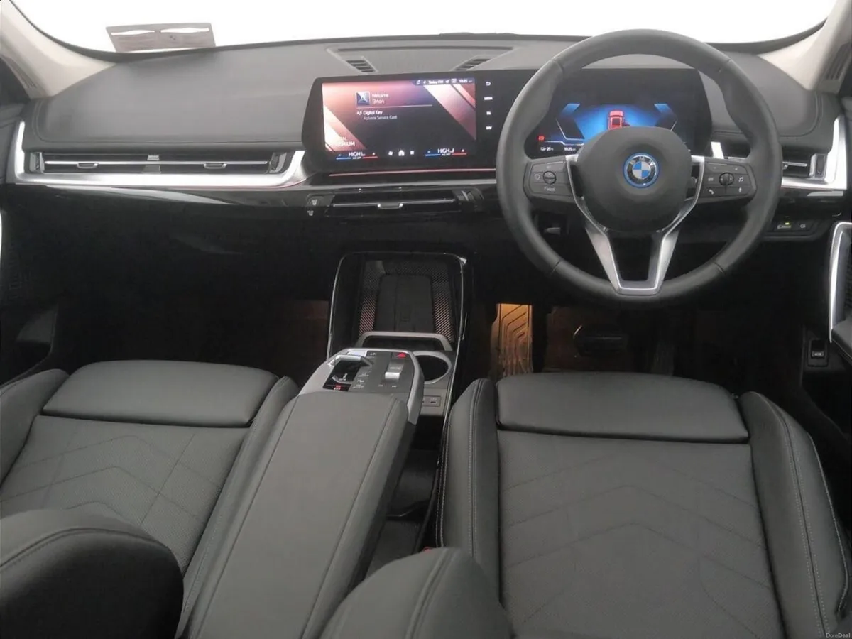 BMW iX1 eDrive20 xLine - Image 4
