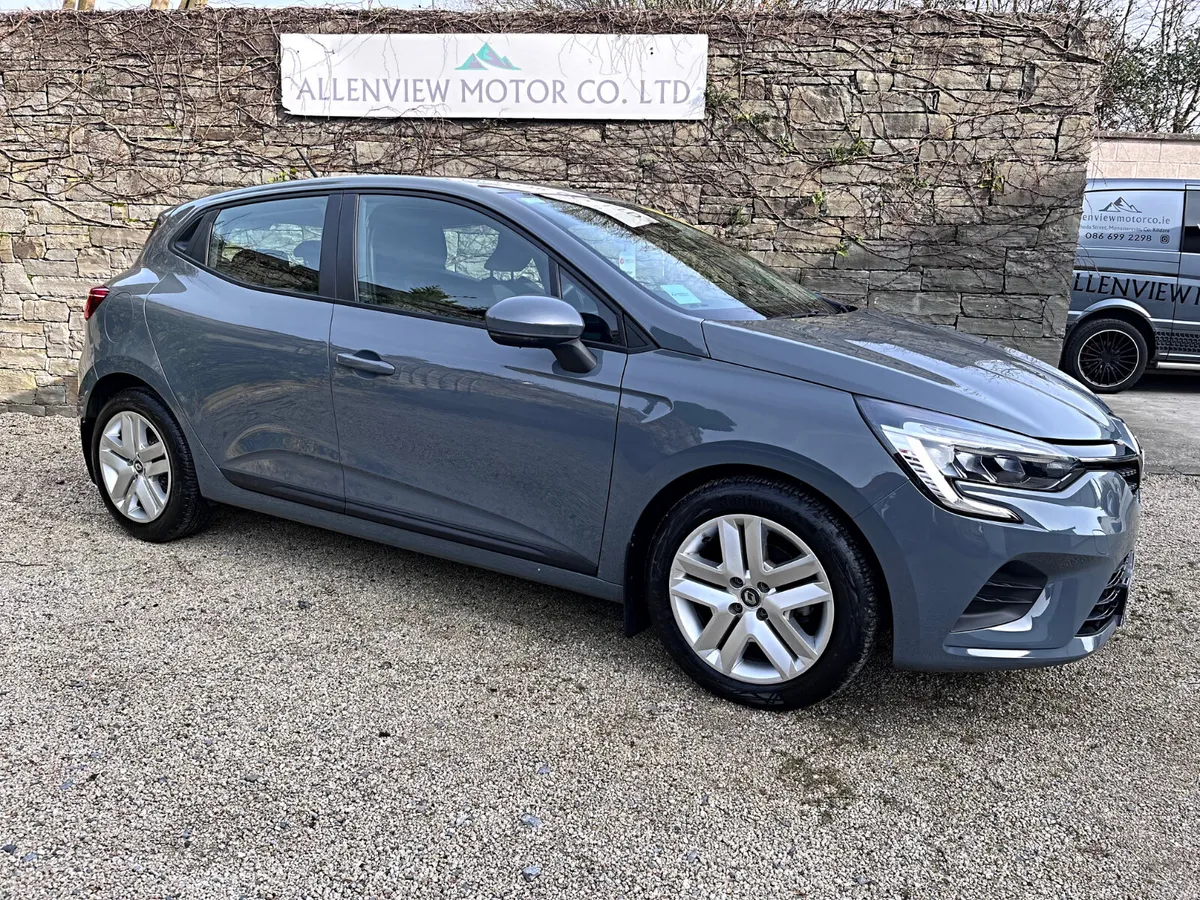 2022 Renault Clio Dynamique 1.0 Ptl Only 6k Kms - Image 3