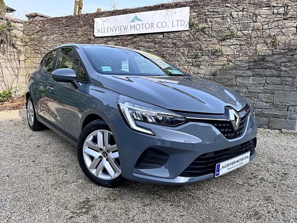 2022 Renault Clio Dynamique 1.0 Ptl Only 6k Kms - Image 1