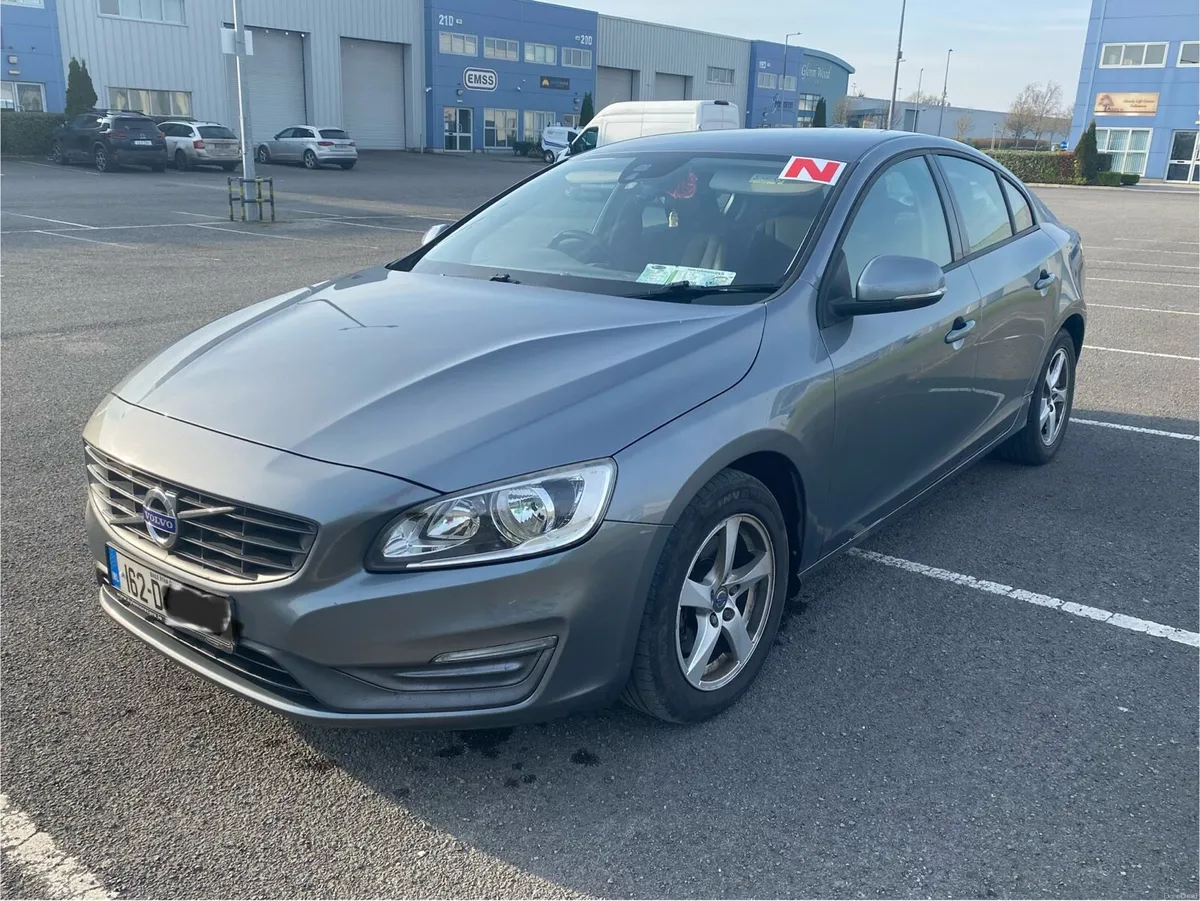 Volvo S60 - Image 4