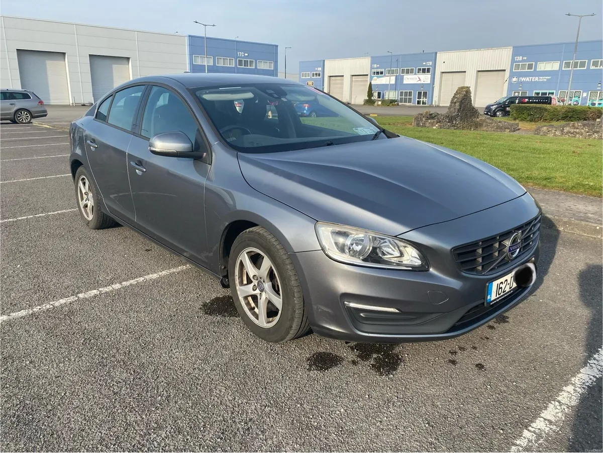 Volvo S60 - Image 1
