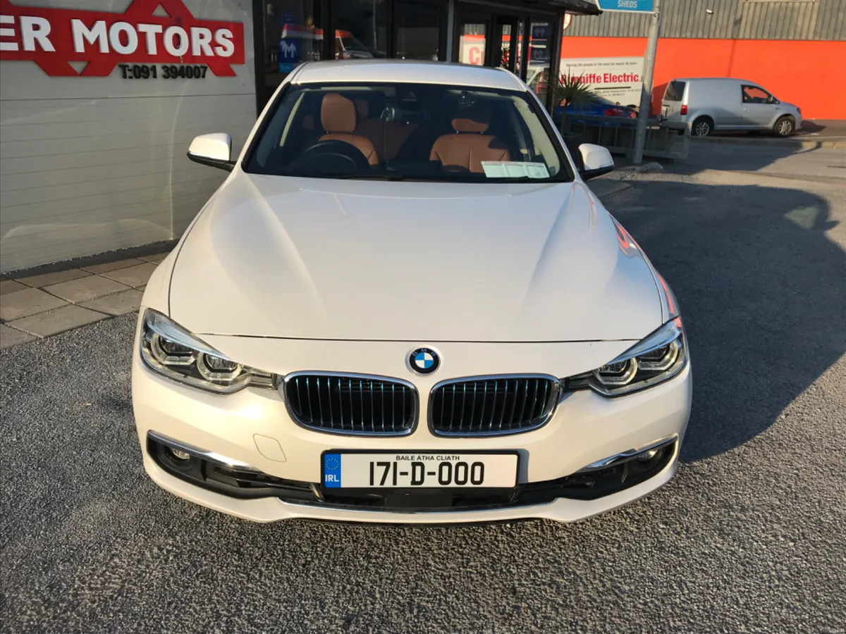 2017 BMW 330E LUXURY HYBRID AUTOMATIC - Image 3