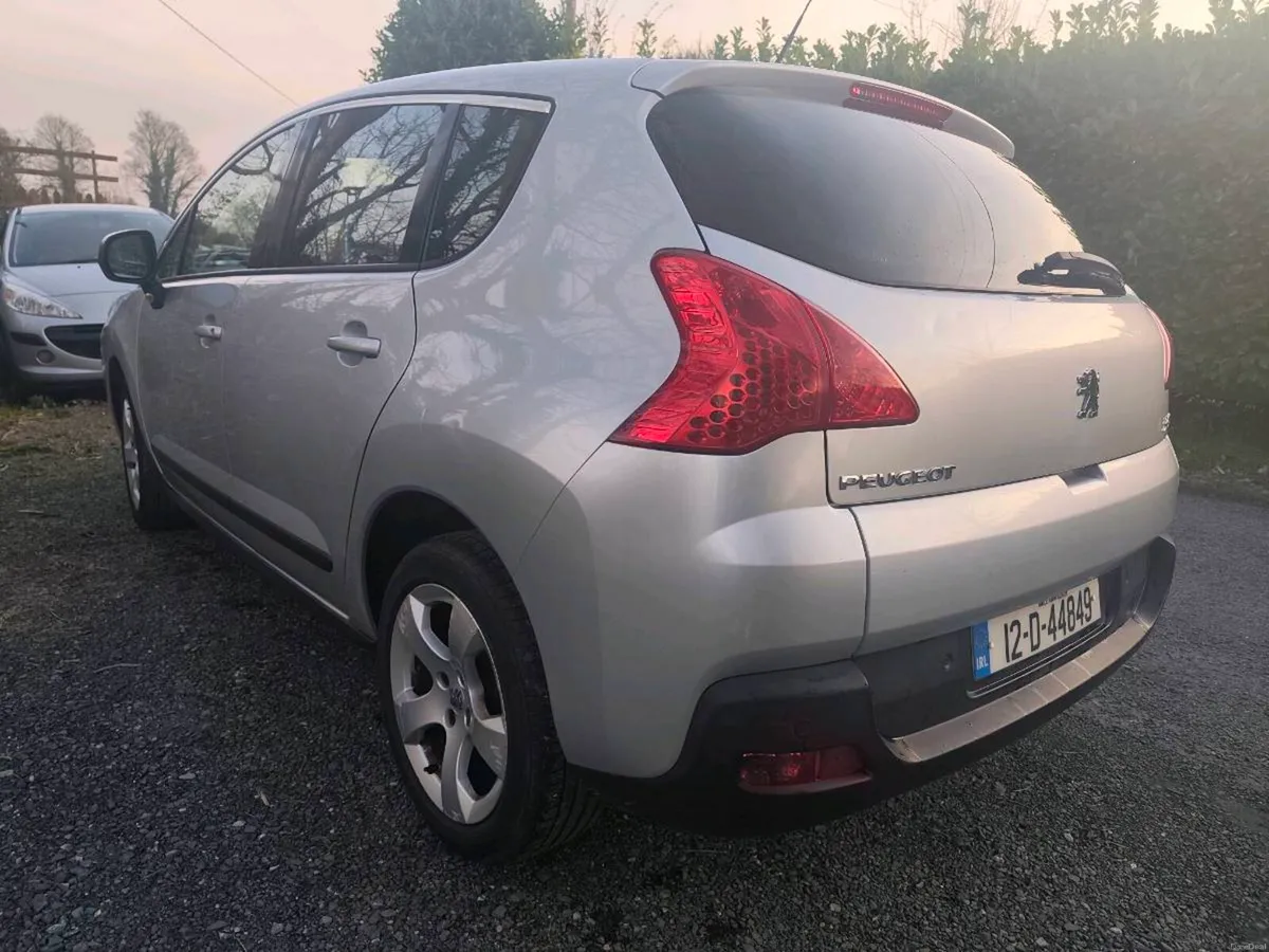 Automatic 2012 Peugeot 3008 1.6 HDI Active - Image 3