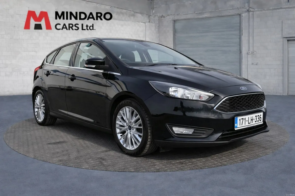 Ford Focus 2017//DIESEL//LOW MILEAGE - Image 1