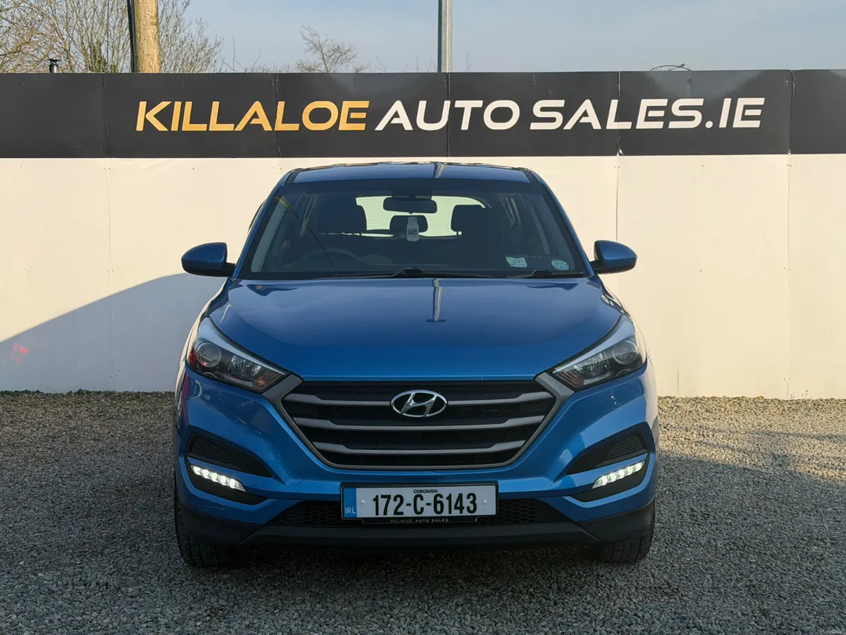 2017 Hyundai Tucson 1.7D Premium (Low Miles) - Image 2