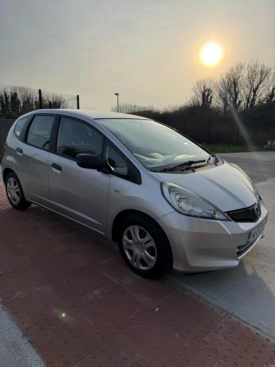 Honda jazz 1.2 petrol Nct 8/26 Tax 5/26 - Image 1