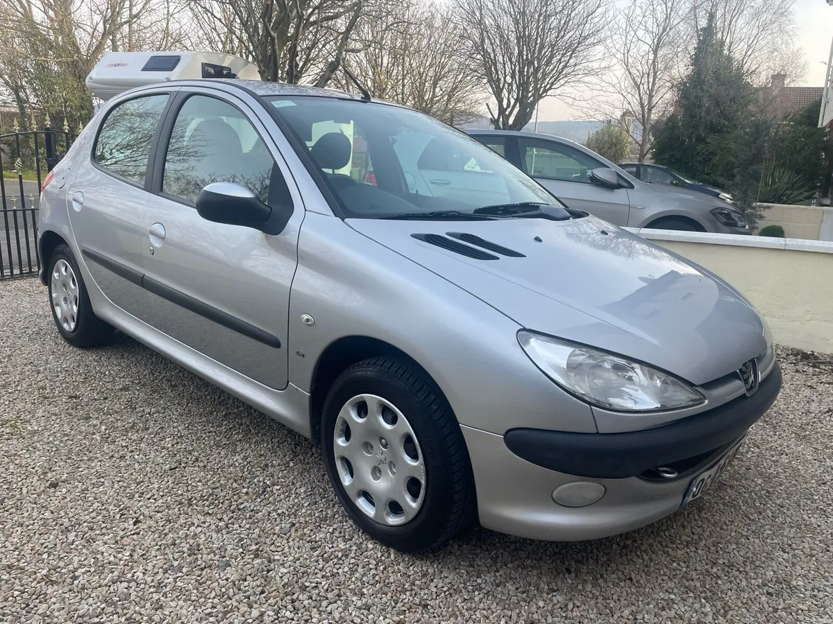 Peugeot 206 1.1 only 47,000 miles New Nct 05/27 - Image 4