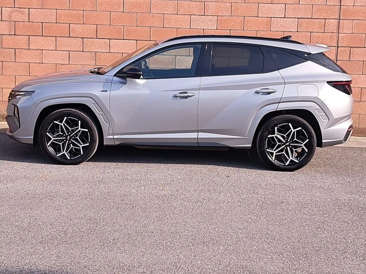 Hyundai Tucson 4 Wheel Drive N-Line Model Plug in - Image 3