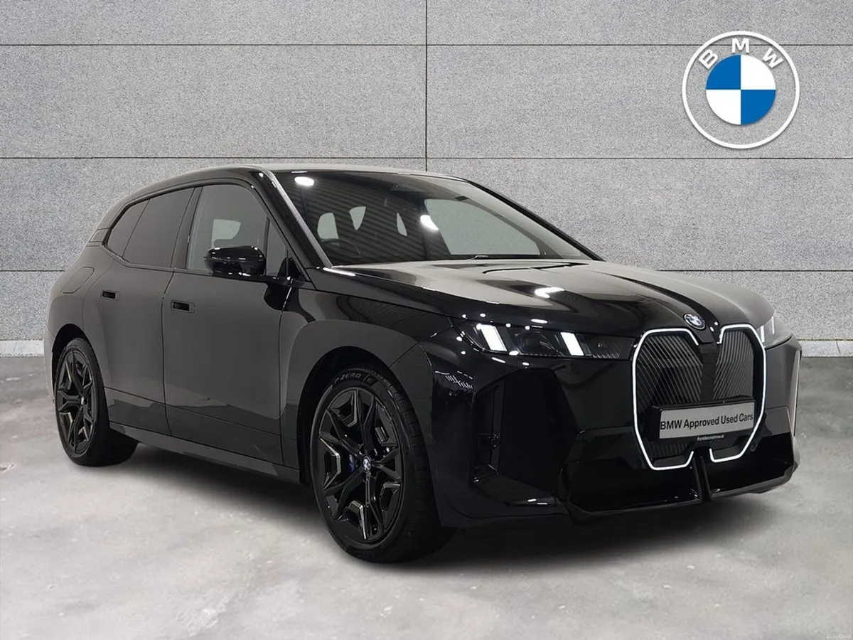 BMW iX xDrive45 M Sport  408 Electric 100.6kWh Aut - Image 1