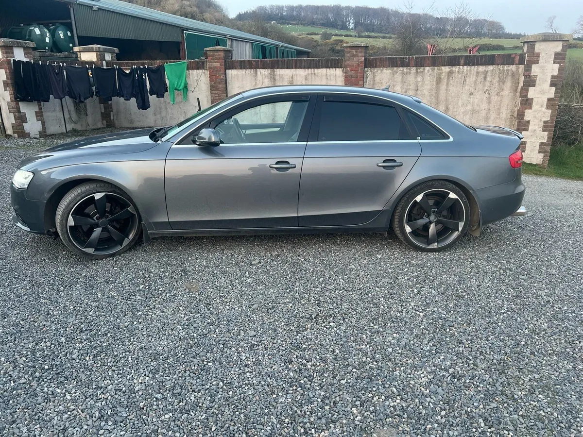 Audi a4 low kms - Image 4