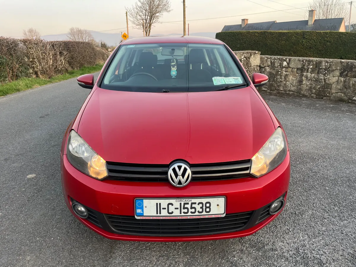 Volkswagen Golf 2011 1.6 tdi - Image 2
