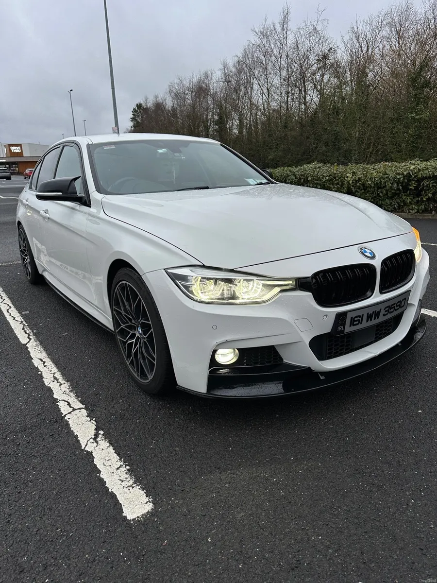BMW 330e M Sport 2016 - Image 1