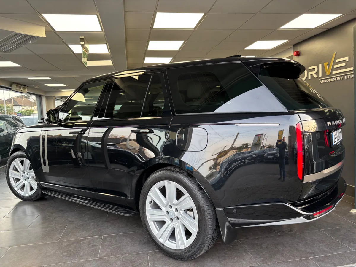 Land Rover Range Rover 2025 - Image 4