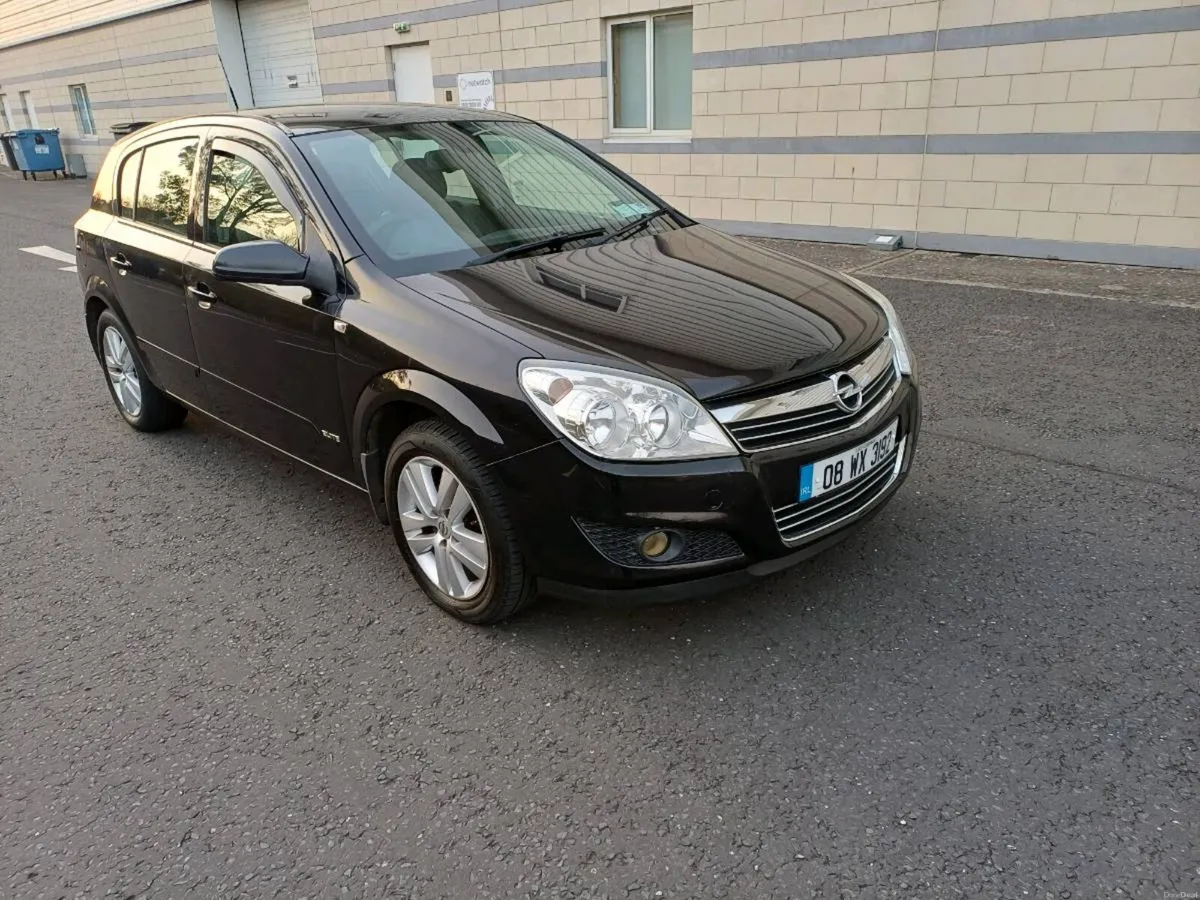 Opel Astra 08 1.4petrol New NCT 03/27 - Image 1