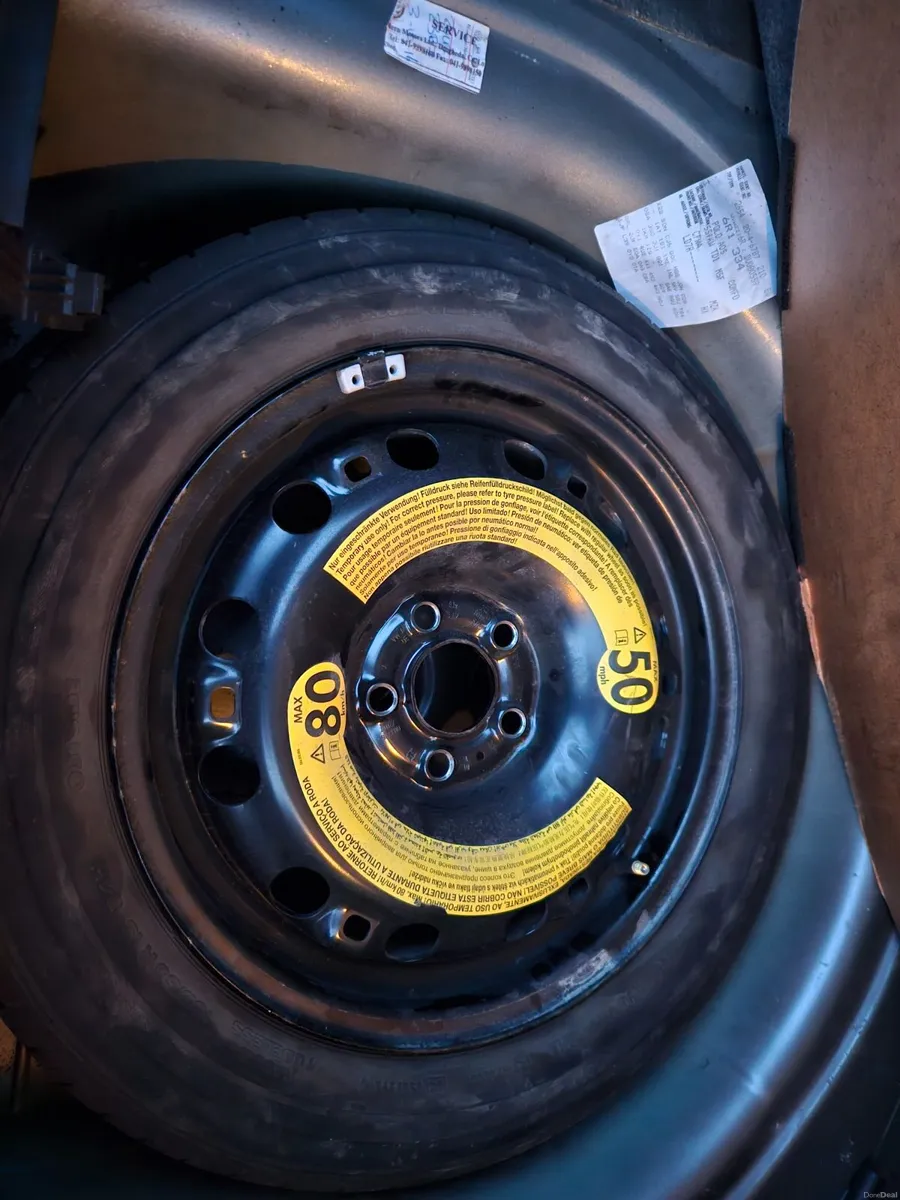 Volkswagen Polo 2011 - Image 4