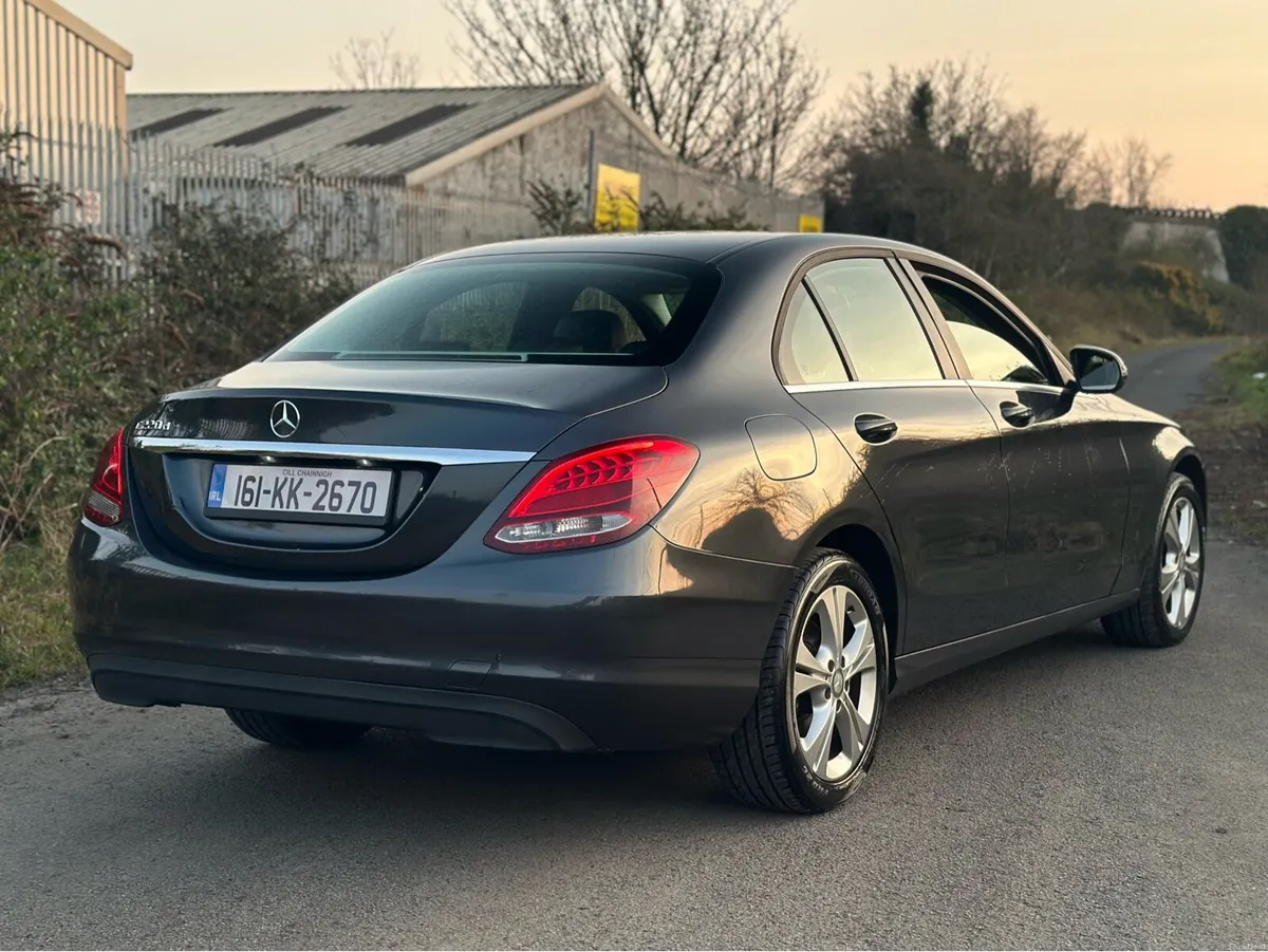 2016 Mercedes-Benz C220d Automatic 2.1 - Image 4