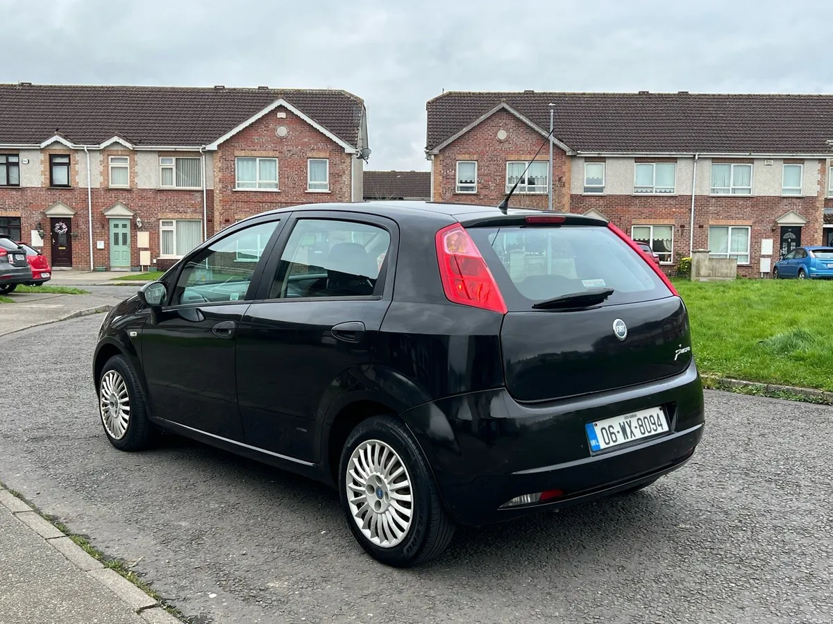 Fiat Punto 1.2 Petrol New NCT 20/11/26 Car is 100% - Image 4