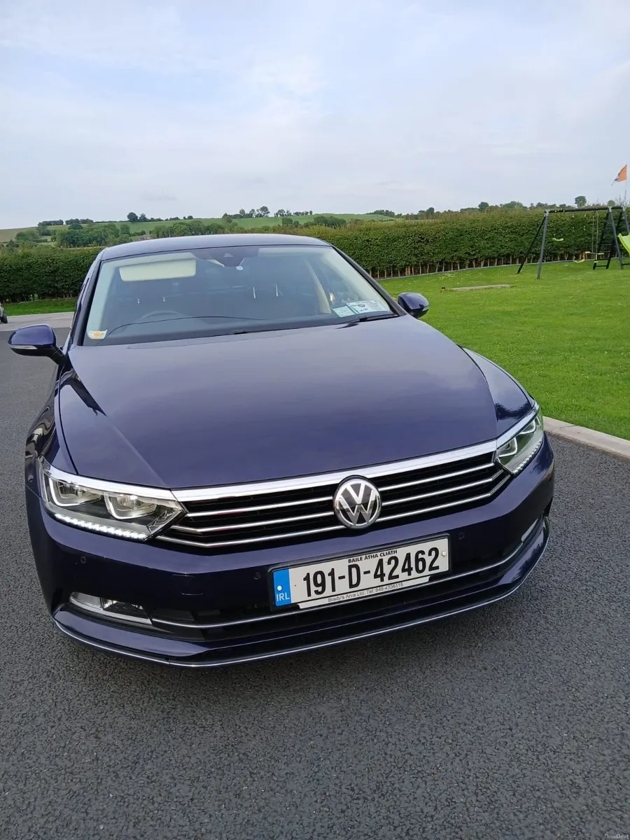 Volkswagen Passat 2019 - Image 3