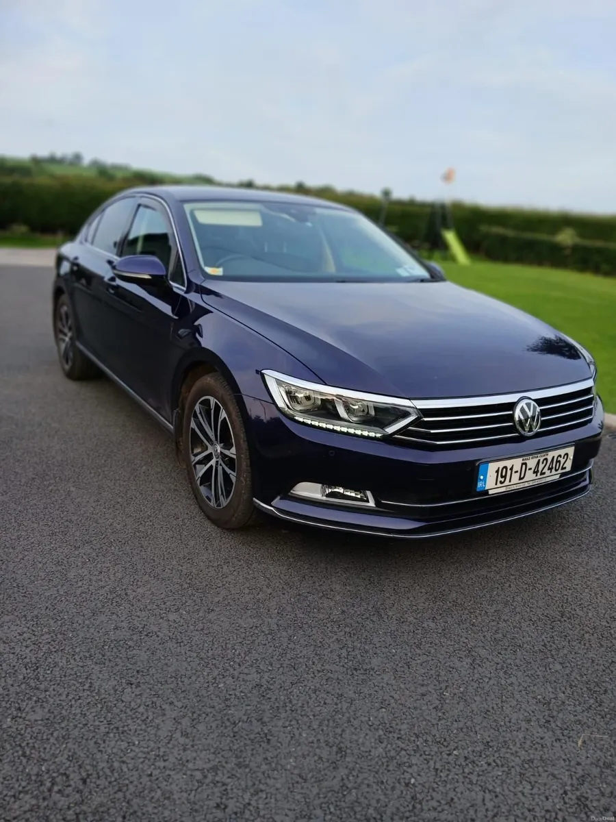 Volkswagen Passat 2019 - Image 1