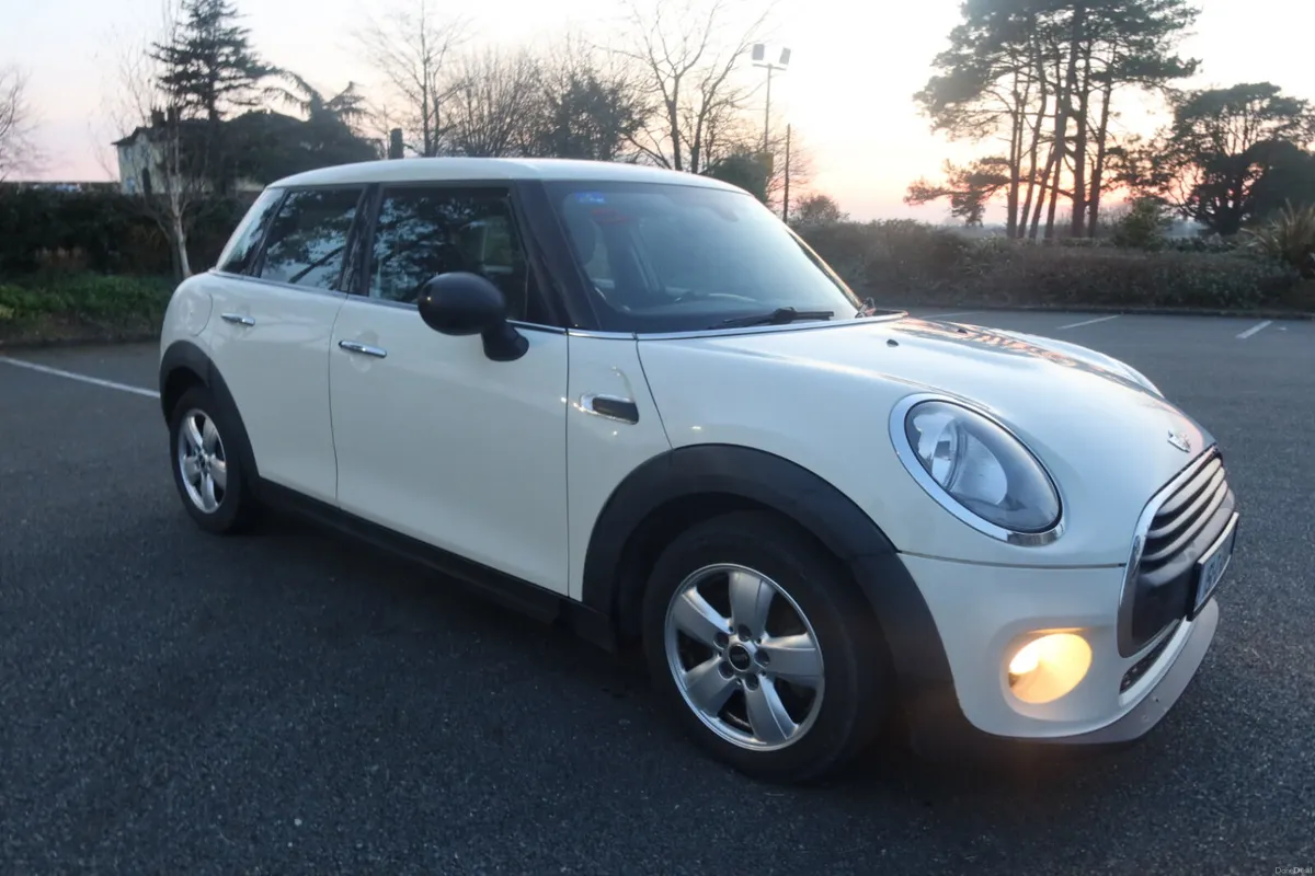 Mini One 2015 Diesel - Image 1