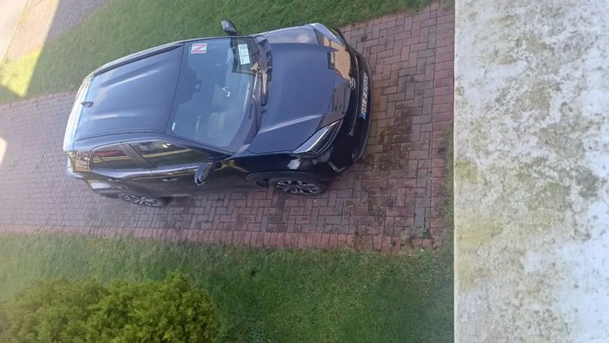 2023 Toyota Yaris - Image 1