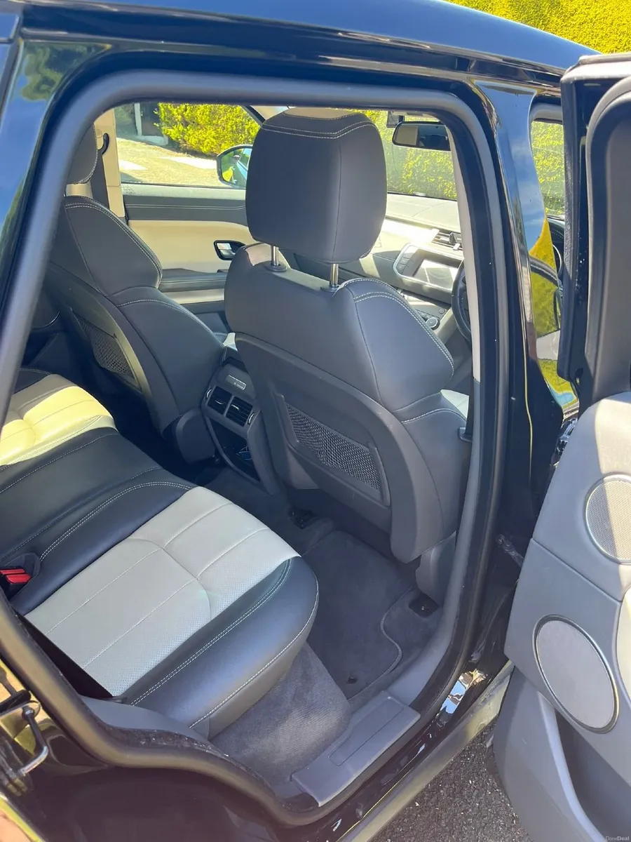 Land Rover Range Rover Evoque 2017 - Image 3